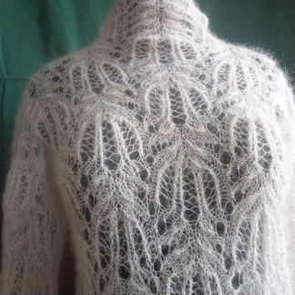 Пуховый свитер