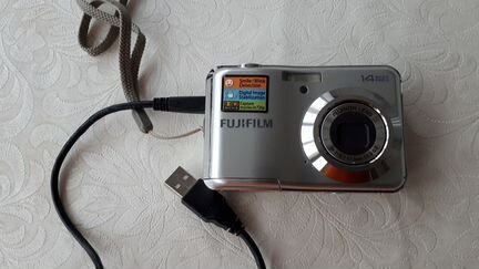 Фотоаппарат Fujifilm (фуджифильм) FinePix AV200