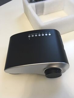 Продам новый портативный проектор