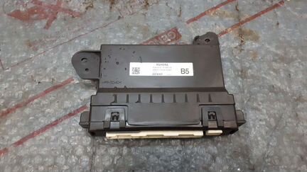 Блок управления кондиционера Toyota Camry 70