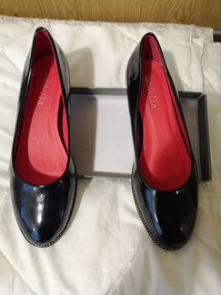 Туфли новые, Madella