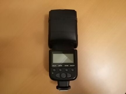 Вспышка Meike MK950