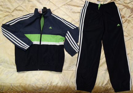Костюм спортивный adidas 140р. новый