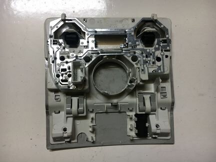 Плафон освещения салона Volkswagen 1K0947105