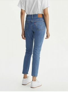 Джинсы Levis 501 skinny 24 женские