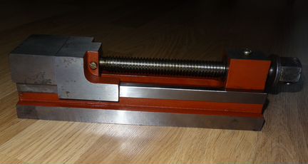 Тиски лекальные