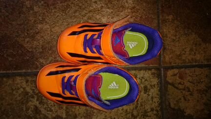 Кроссовки adidas 22 размер