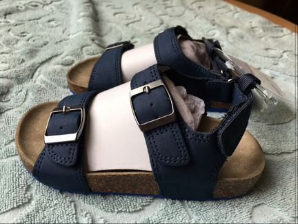 Сандали Carters новые 28-30