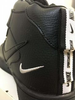 Зимние новые кроссовки Nike