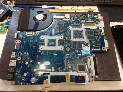 Материнская плата Acer 5551 La-5911p рабочая, б/у