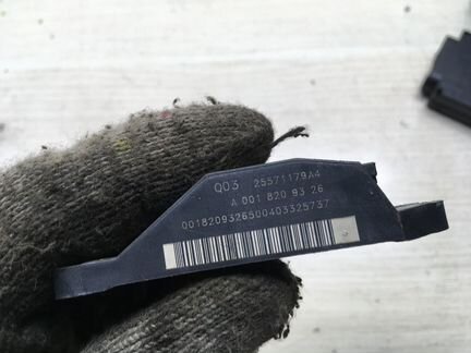 Датчик удара Mercedes W230