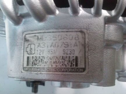 Генератор на Mitsubishi Pajero L 200 3.0L 3.5L