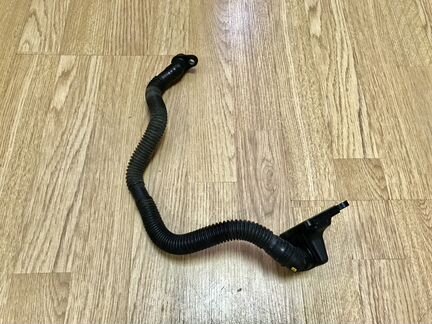 Трубка вентиляции картерных газов Mercedes M274