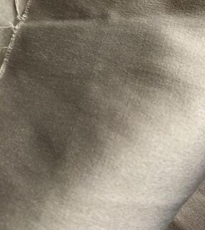 Ткань бежевая атласная стрейч для одежды лоскут