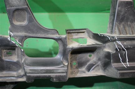 Усилитель бампера задний Renault Duster 2010