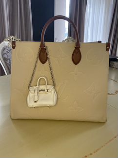 Брелок на сумку