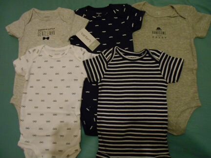 Новый черно-белый комплект 5 боди Carters оригинал