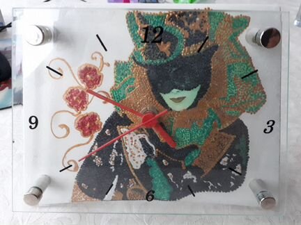 Часы настольные 