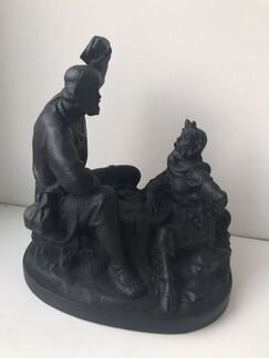 Балда и чёрт играют в карты. Силумин. скульптура