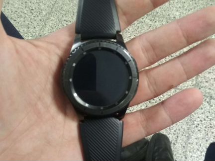 Часы самунг gear s3
