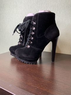 Ботильоны замшевые