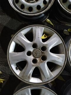 Диски бу литые R15 I на Toyota