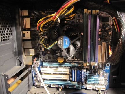 Gigabyte GA-H57M-USB3 rev. 2.0 + i5 650 3.20 Ghz