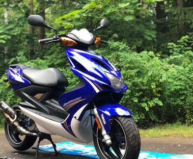 Yamaha Aerox R (2011)