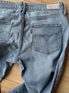 Джинсы женские levis