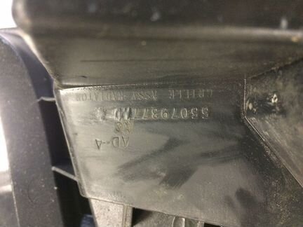 Решетка радиатора Jeep Grand Cherokee