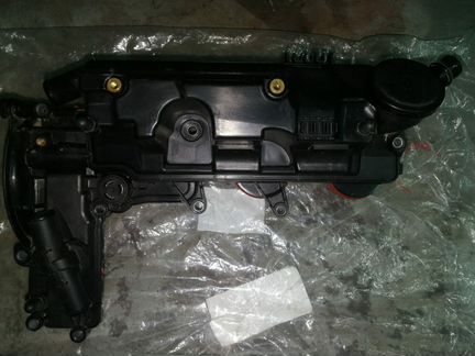 Крышка головки цилиндров Land Rover Freelander 2