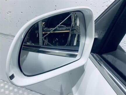 Зеркало наружное левое Audi Q3