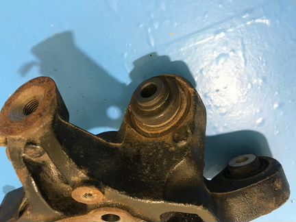 Кулак задний левый Bmw X4 F26