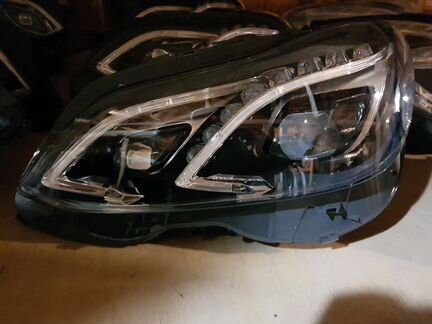 Фара левая на Mercedes W212 рестайлинг