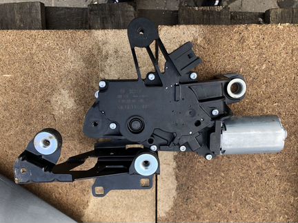 Моторчик дворника BMW E91