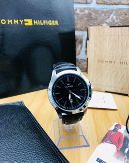 Муж набор Tommy Hilfiger часы +ремень + кошелёк
