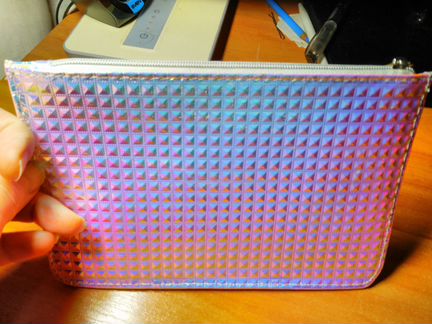 Косметичка новая guerlan