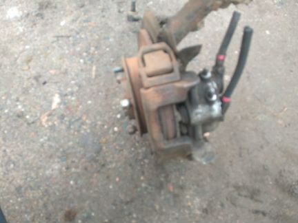 Поворотный кулак на Ниву