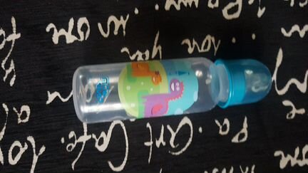 Бутылочка для кормления