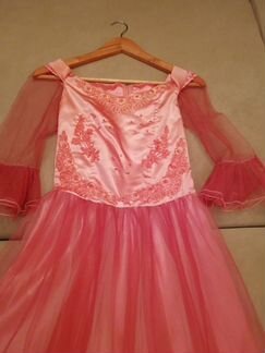 Платье для девочки праздничное