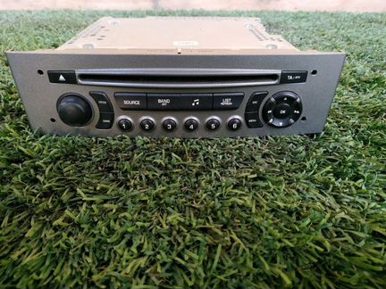 Автомагнитола Peugeot 308 1.6 2011