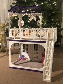 Домик кукольный