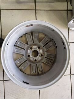 Диски литые VW Passat R16 3C0601025AF