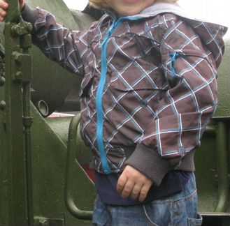 Двухсторонняя ветровка для мальчика