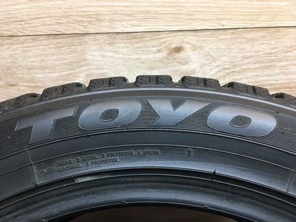 Toyo Observe GSi-5 215/55 R18 99Q