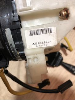 Переключатель подрулевой Mitsubishi Colt Z3