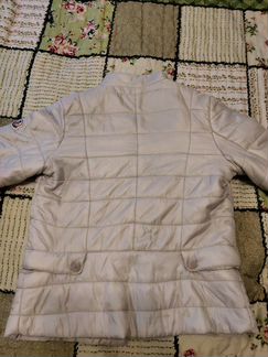 Весенняя женская курточка Moncler