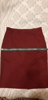 Костюм с юбкой новый