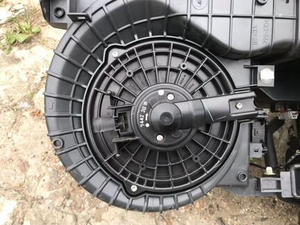 Honda Accord Hibrid печка в сборе с мотором
