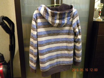 Куртка на весну, на рост 165 см